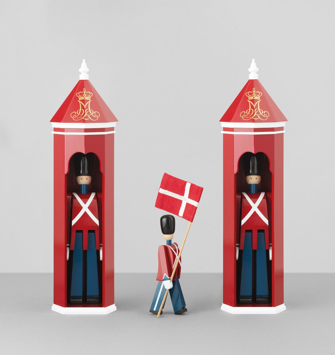 Kay Bojesen mini fanebærer - H: 14 cm. - Bahne